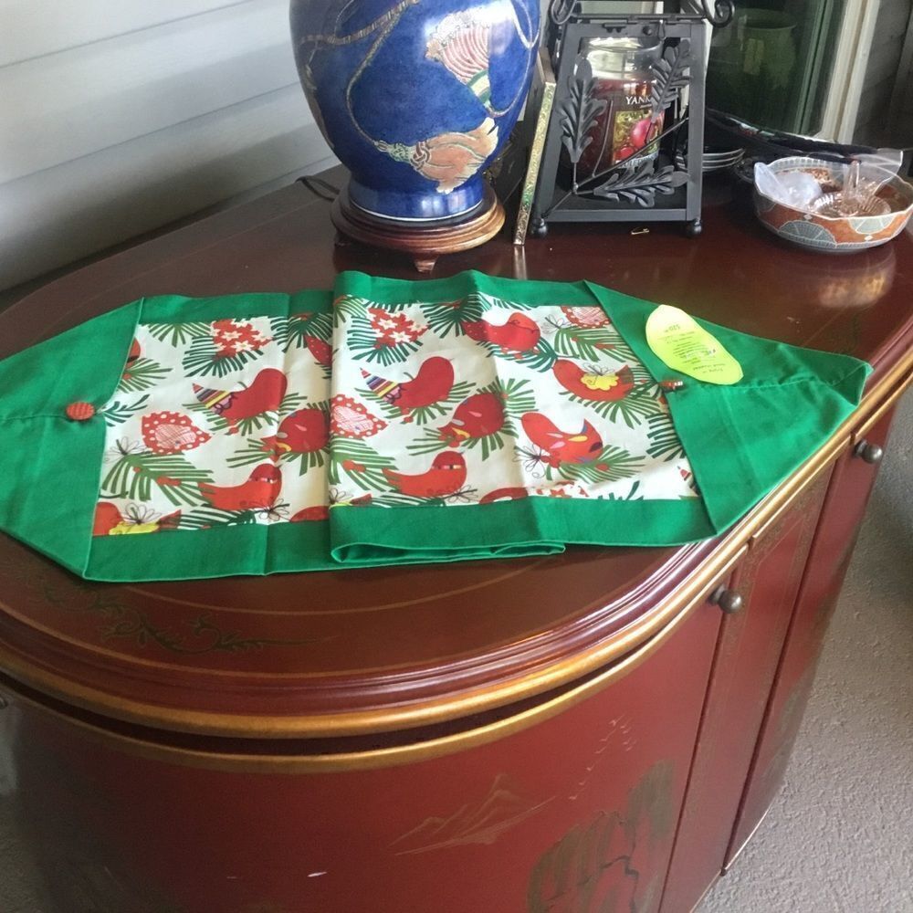 Handmade Holiday. Runner  - Picture 5 of 6